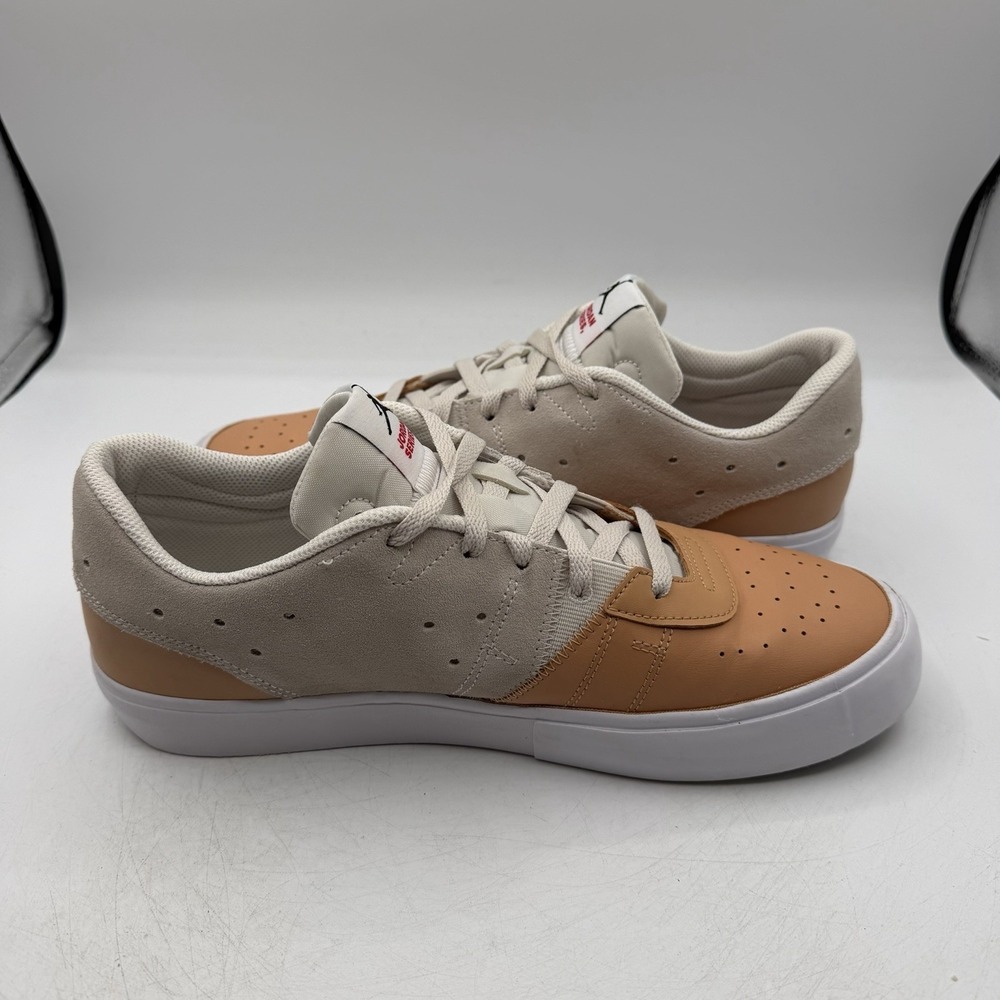 Nike Jordan Series ES Praline Shoes Mens Sz 10.5 Tan White Casual Sneakers - Picture 7 of 11